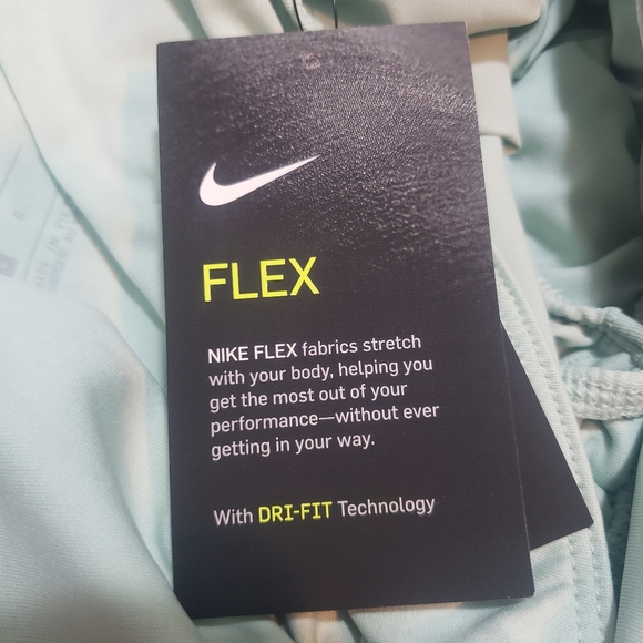 Womens new Nike Flex Running Shorts. Large. Mint green. Gym/yoga. Drifit. - Picture 5 of 10